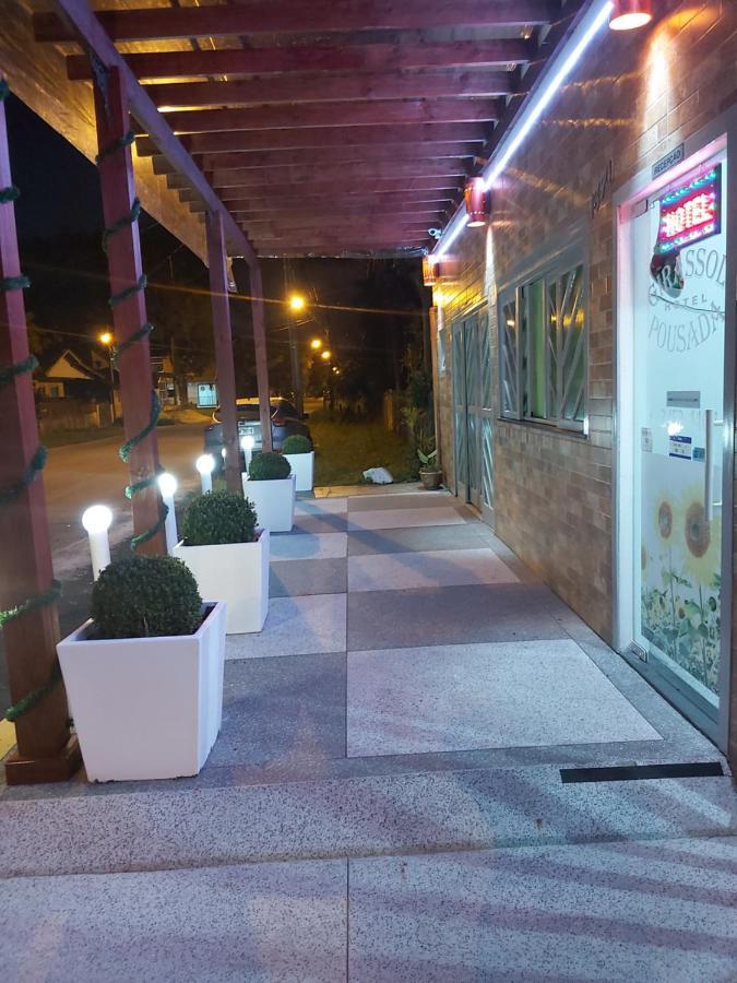 מטיניוס Hotel Pousada Girassol מראה חיצוני תמונה